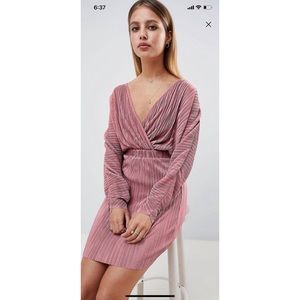 Batwing mini dress dusky rose